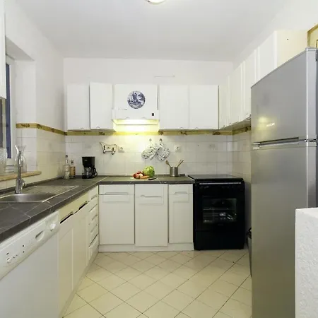 Holiday home Casa Parenzana In - Haus Fuer 7-9 Personen *