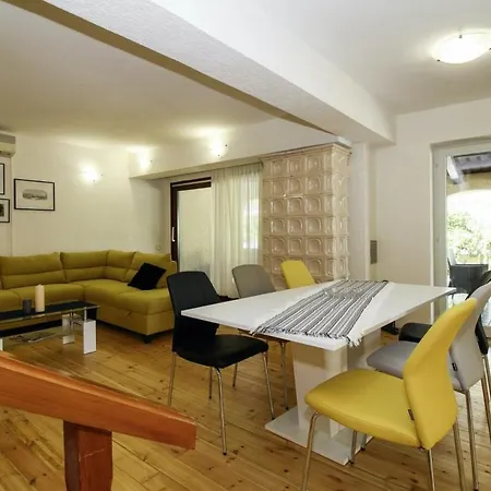 Holiday home Casa Parenzana In - Haus Fuer 7-9 Personen