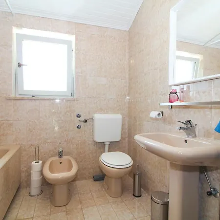 Hébergement de vacances Casa Parenzana In - Haus Fuer 7-9 Personen *