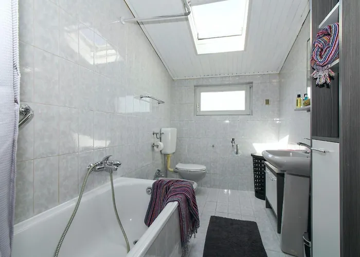 Casa Parenzana In - Haus Fuer 7-9 Personen